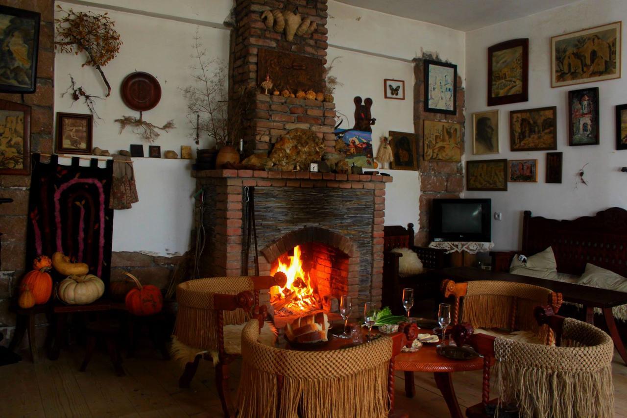 Guest House Gallery Oni Екстериор снимка